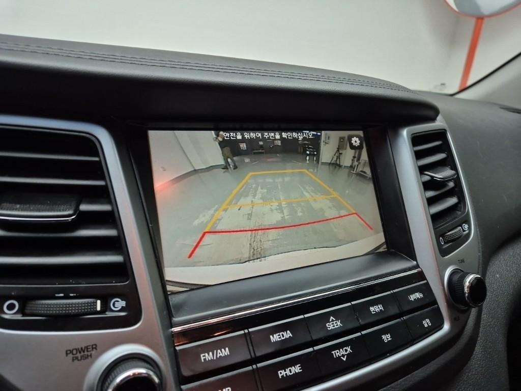 HYUNDAI Tucson - Vista 9