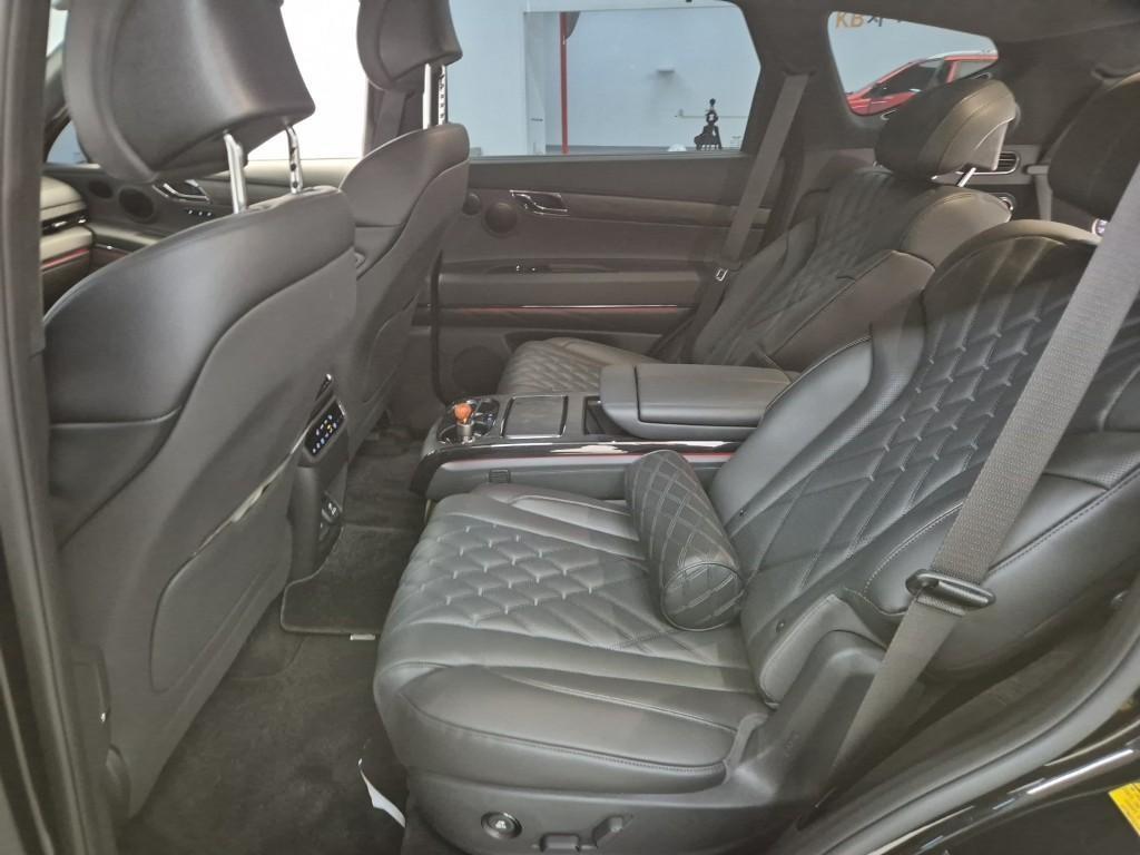 Genesis GV80 - Vista 11