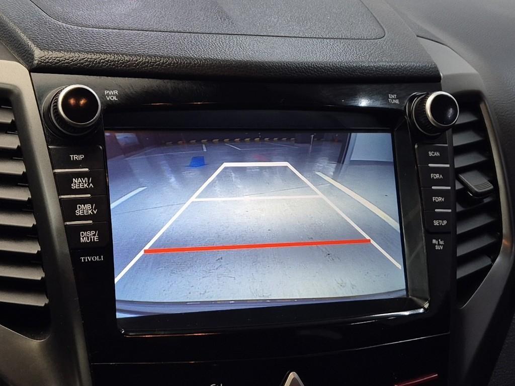 Ssangyong Tivoli 2018 Gris - Importación desde Corea - HF Imports Iquique - Foto 14