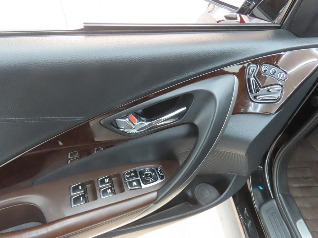 HYUNDAI Grandeur - Vista 9