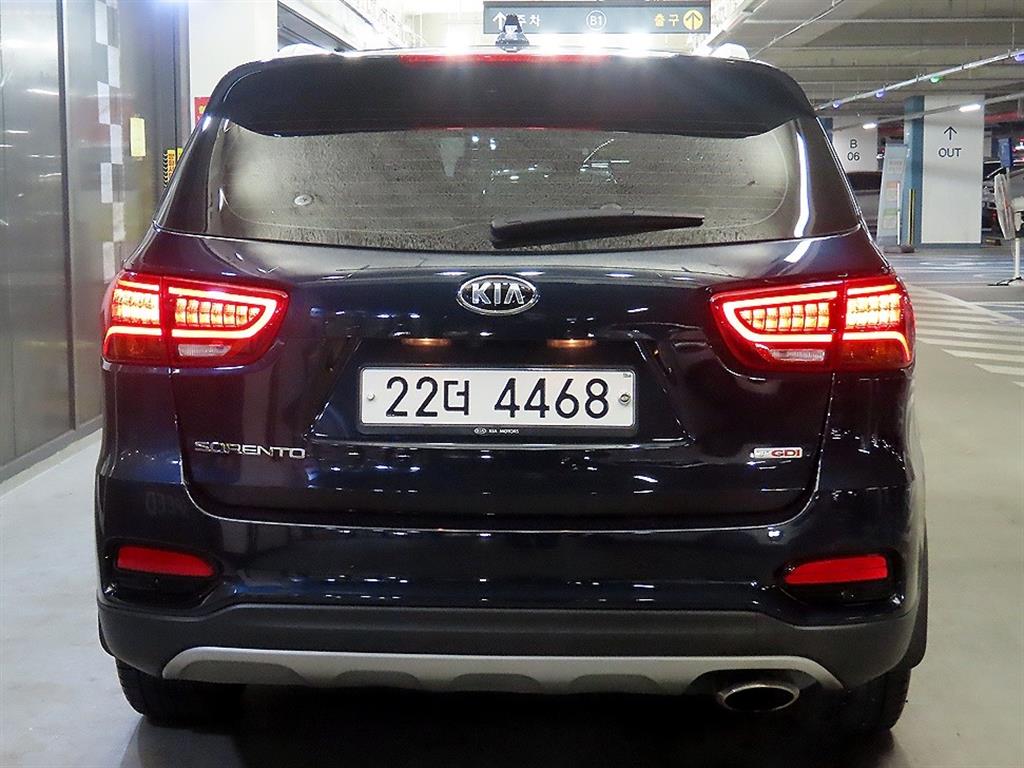 KIA Sorento - Vista 5