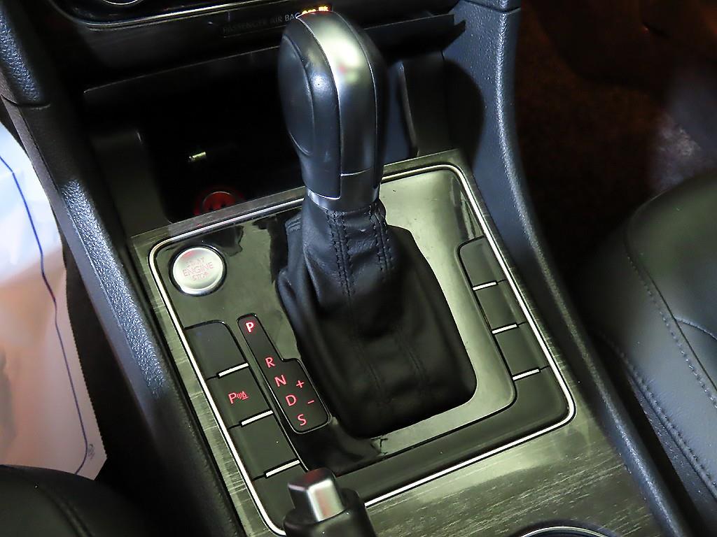 Volkswagen Passat - Vista 12