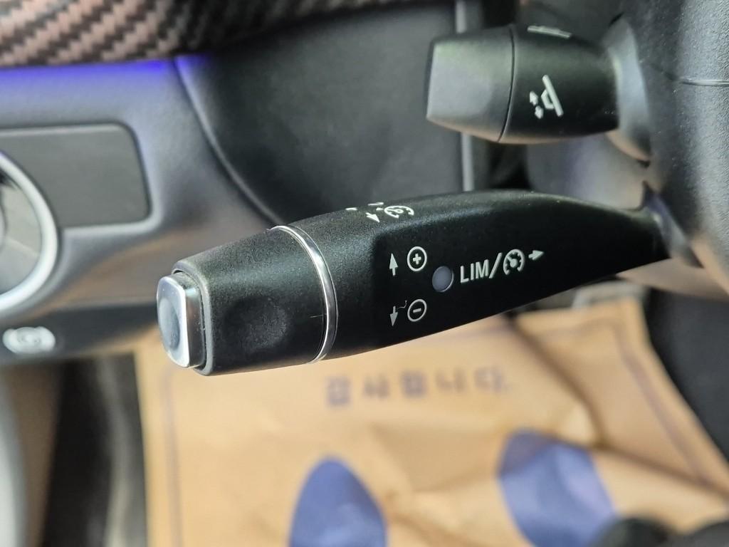 Mercedes Benz CLS Class - Vista 10