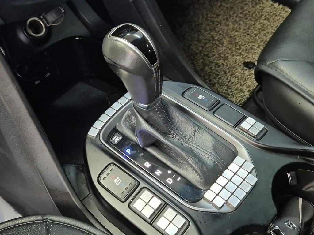 HYUNDAI Santa Fe - Vista 8