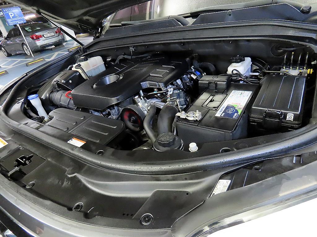 Ssangyong Rexton 2018 Negro - Importación desde Corea - HF Imports Iquique - Foto 19