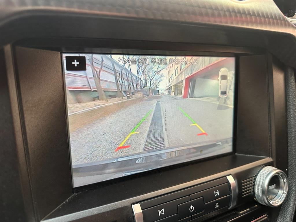 Ford Mustang - Vista 9