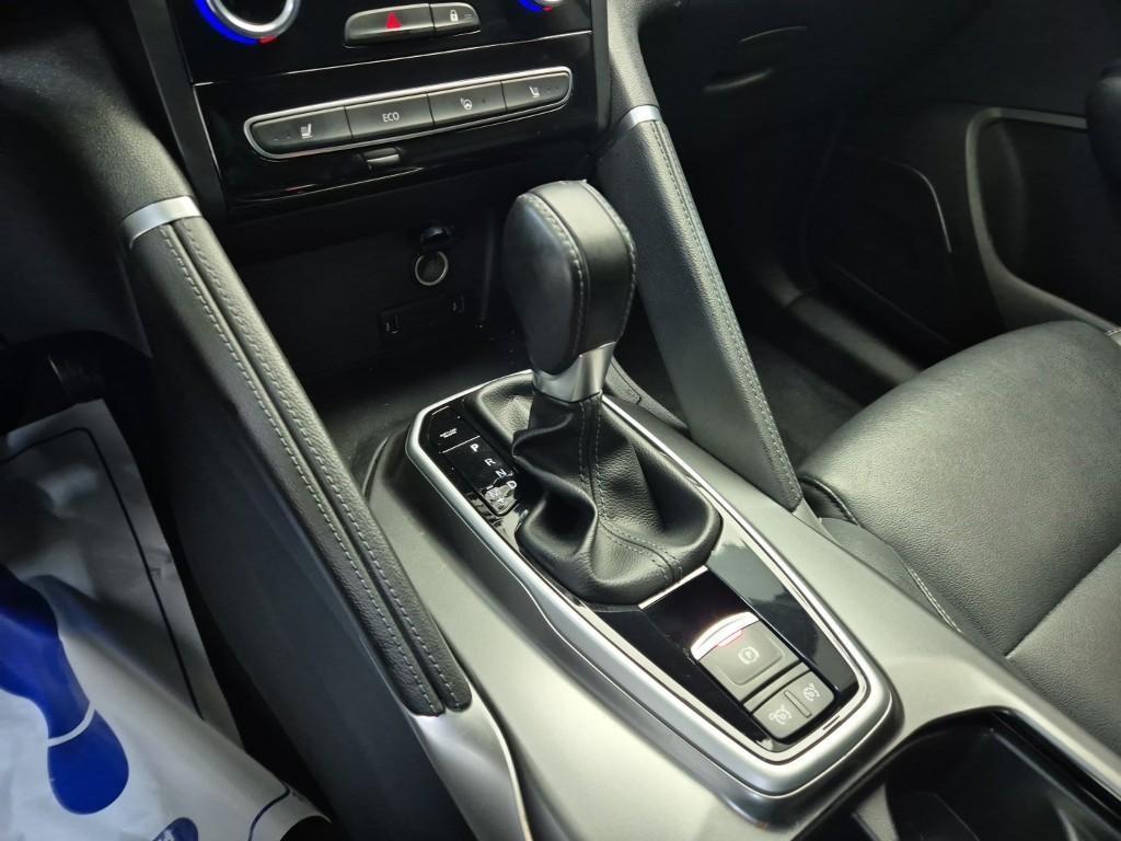 SAMSUNG QM6 - Vista 8