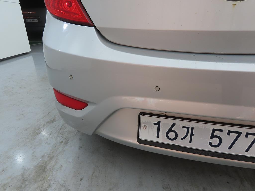 HYUNDAI Accent 2014 Gris - Importación desde Corea - HF Imports Iquique - Foto 18