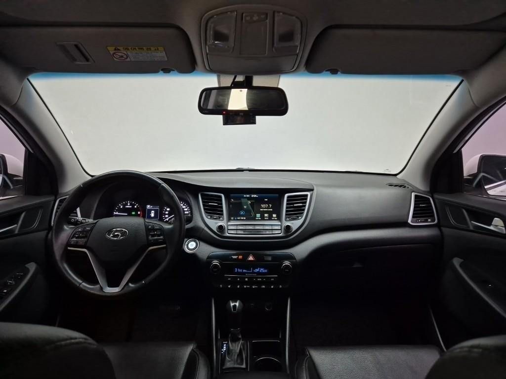 HYUNDAI Tucson - Vista 7