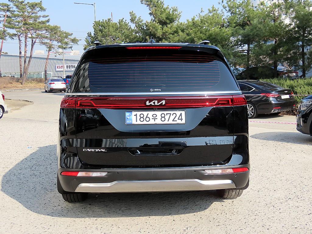 KIA Carnival - Vista 4