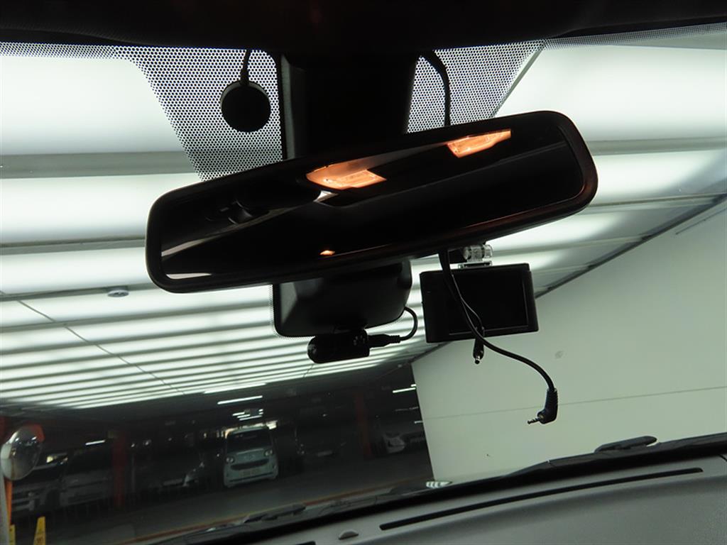 Ford Explorer - Vista 11