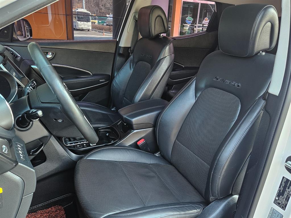 HYUNDAI Santa Fe - Vista 9