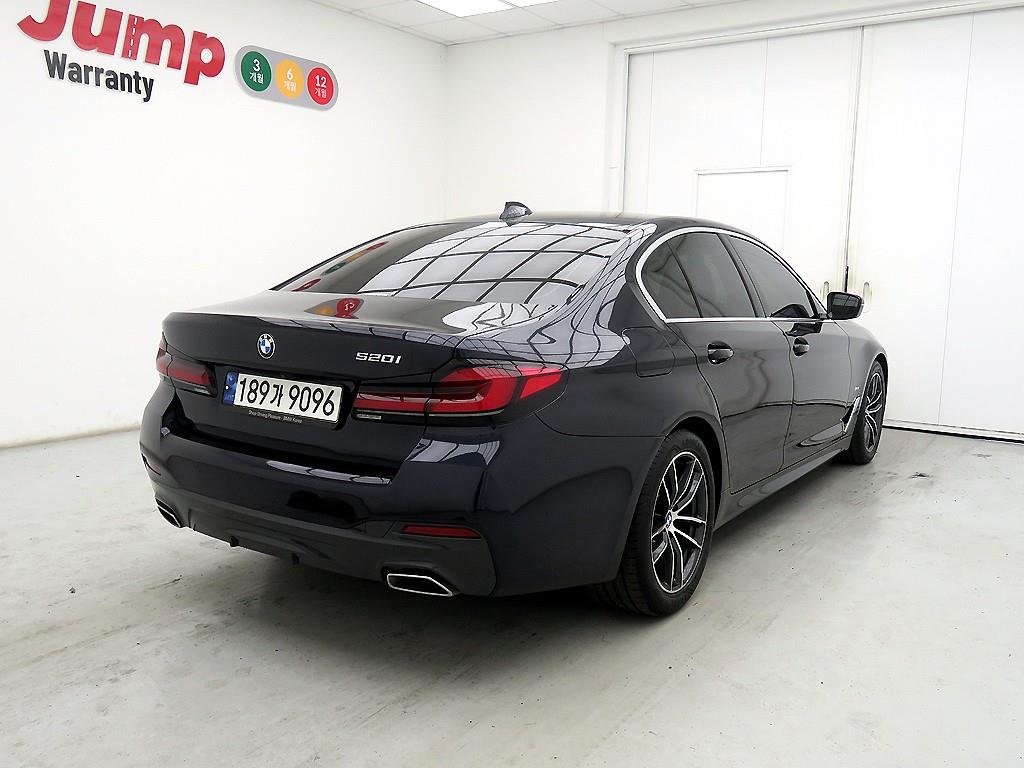 BMW 5 Series - Vista 4