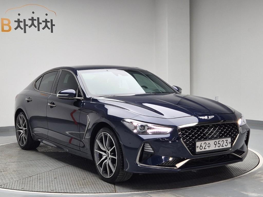 Genesis G70 - Vista 4