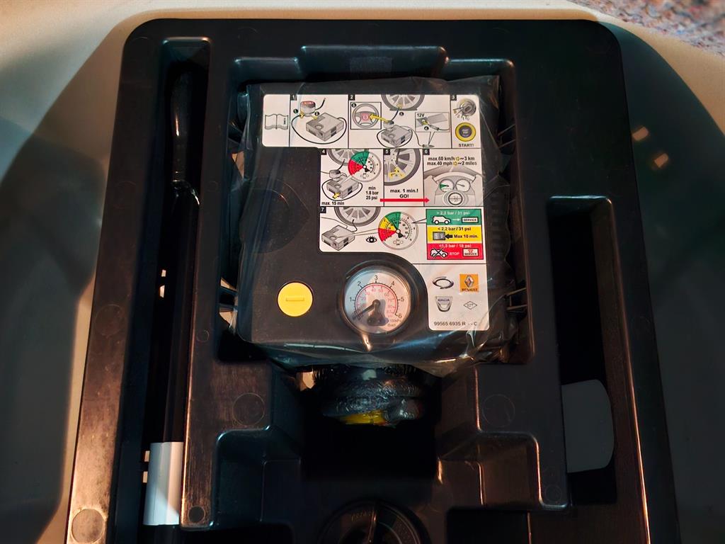 SAMSUNG QM3 2015 Blanco - Importación desde Corea - HF Imports Iquique - Foto 17