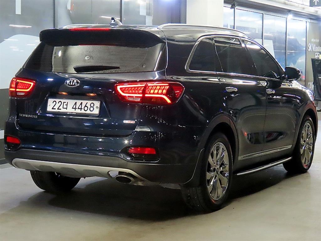 KIA Sorento - Vista 4