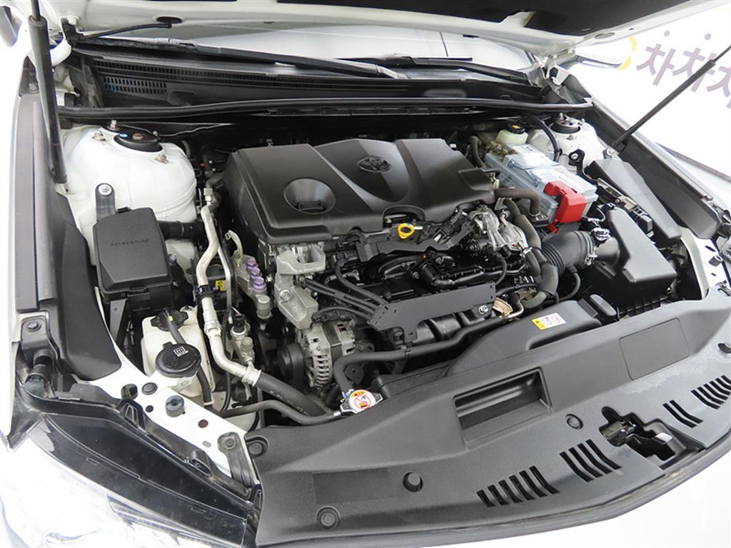 Toyota Camry 2019 Blanco - Importación desde Corea - HF Imports Iquique - Foto 19