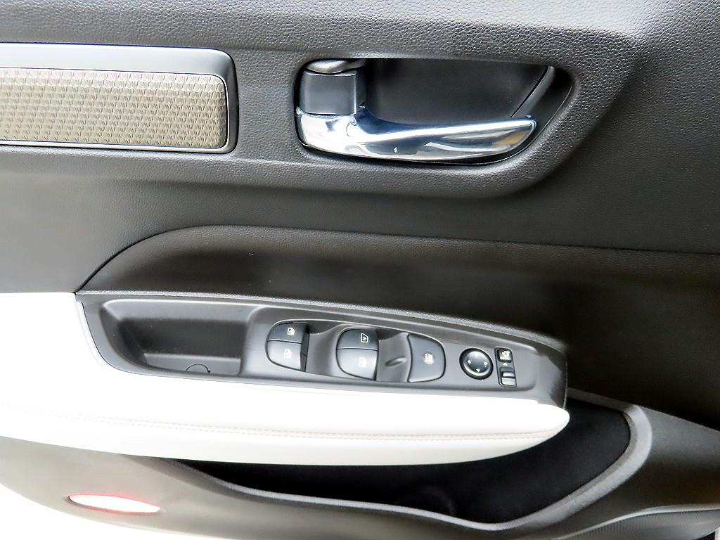 SAMSUNG QM6 - Vista 11