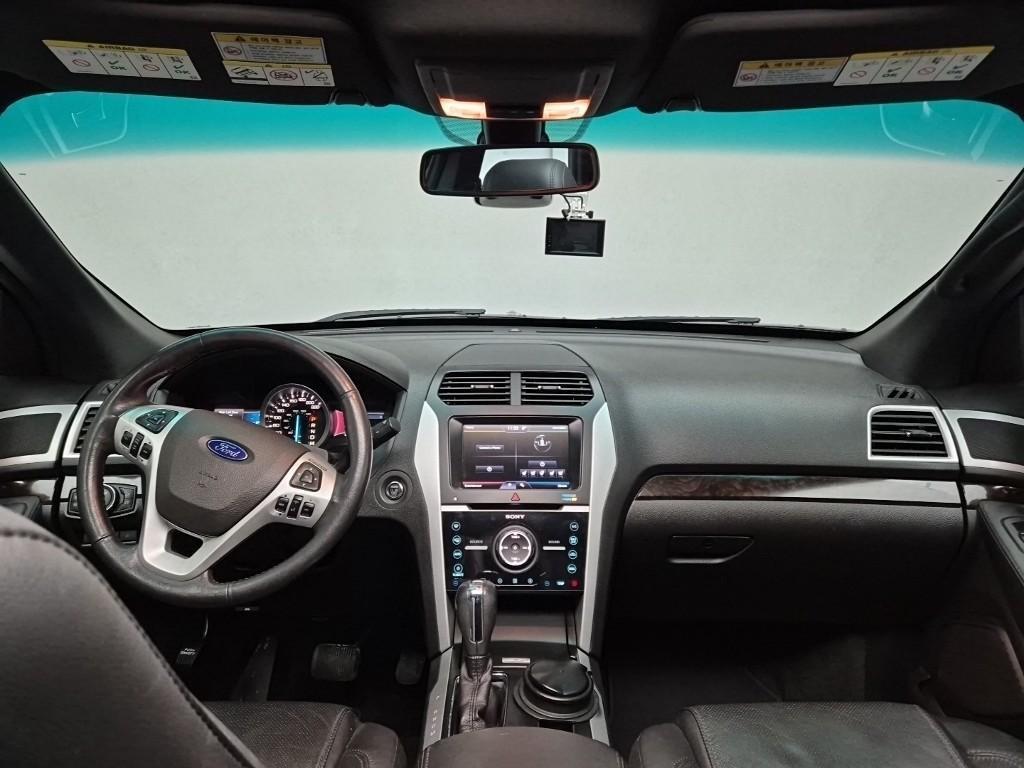 Ford Explorer - Vista 7