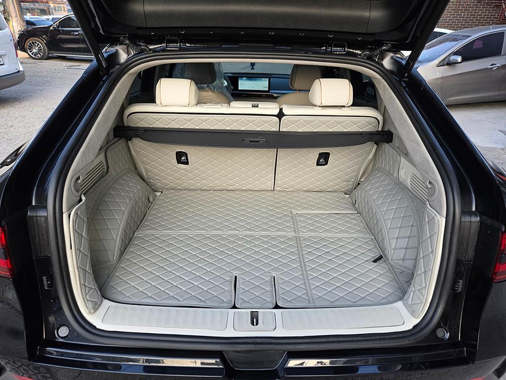 Genesis GV60 2022 Negro - Importación desde Corea - HF Imports Iquique - Foto 18