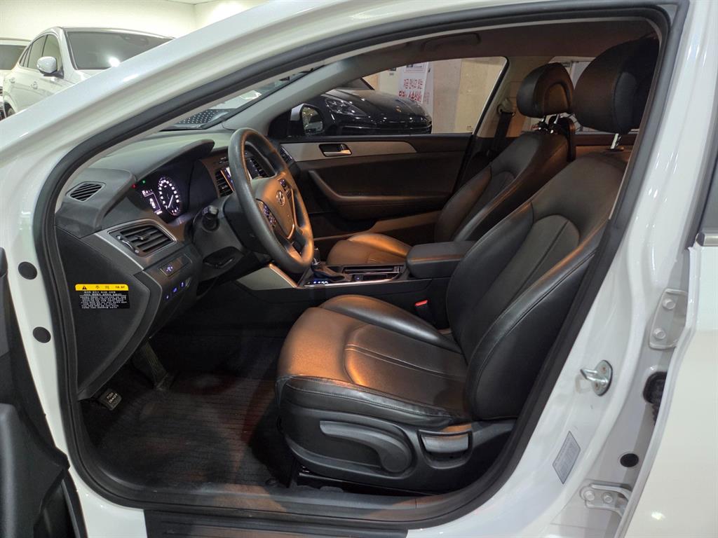 HYUNDAI Sonata - Vista 6