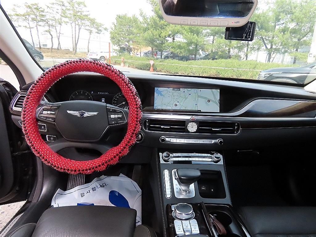 Genesis G90 - Vista 7