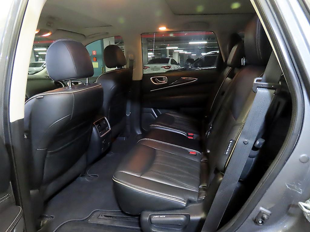 Infiniti QX - Vista 6