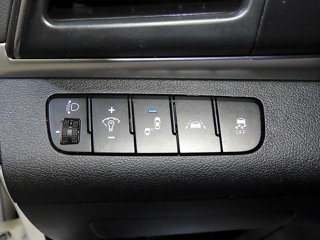 HYUNDAI Avante 2020 Blanco - Importación desde Corea - HF Imports Iquique - Foto 14