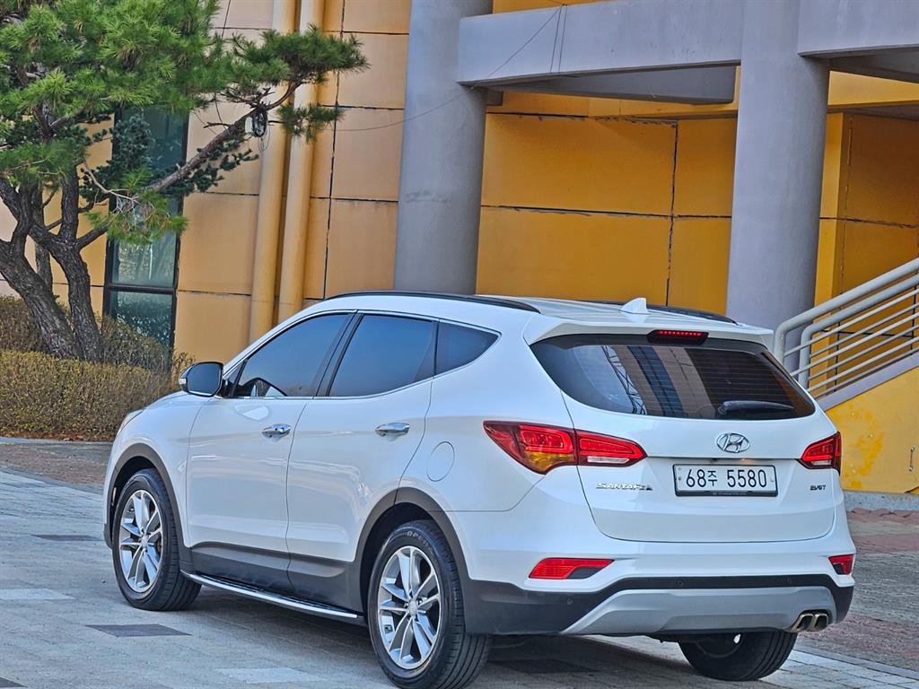 HYUNDAI Santa Fe - Vista 6