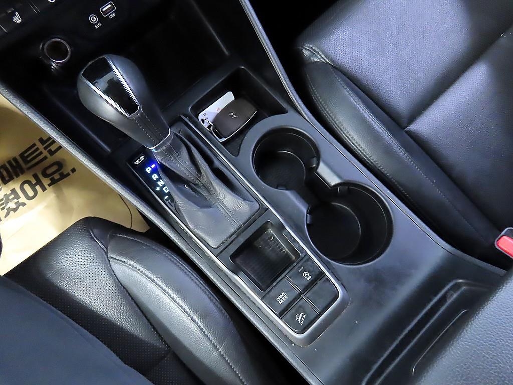 HYUNDAI Tucson - Vista 10