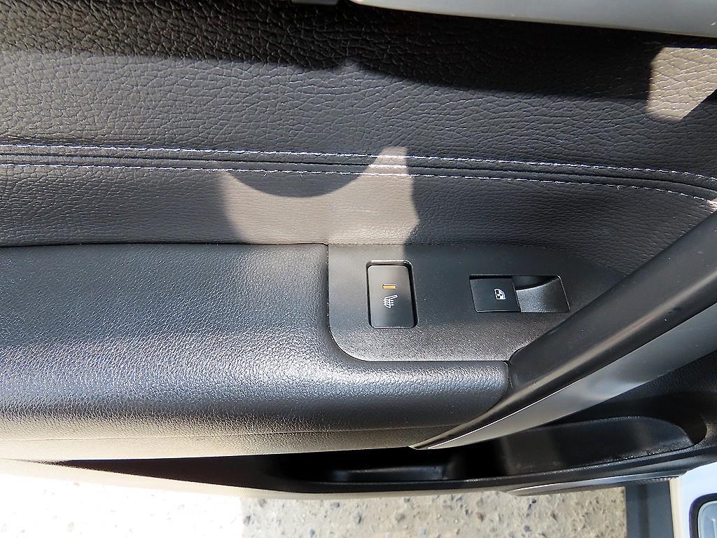 Chevrolet Captiva 2017 Blanco - Importación desde Corea - HF Imports Iquique - Foto 17