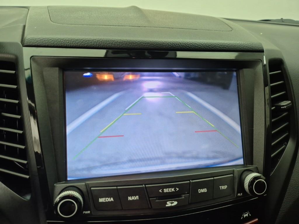 Ssangyong Tivoli 2018 Blanco - Importación desde Corea - HF Imports Iquique - Foto 14