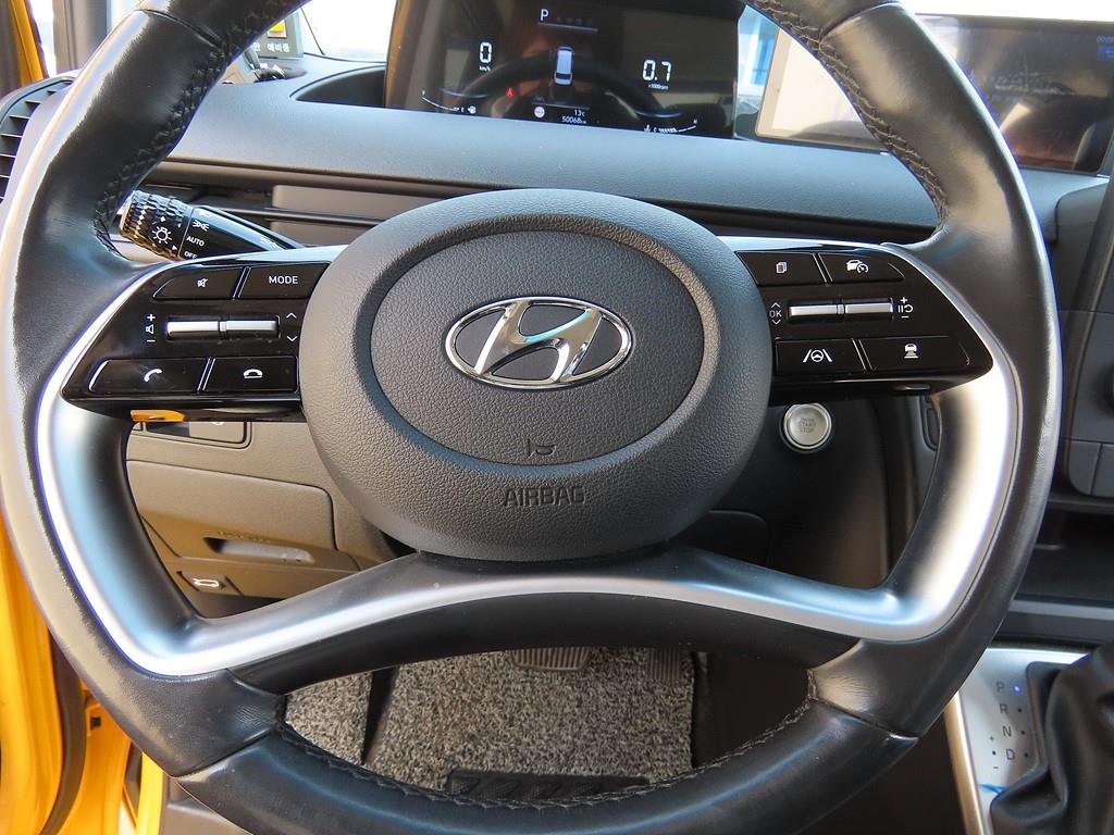 HYUNDAI Staria - Vista 12