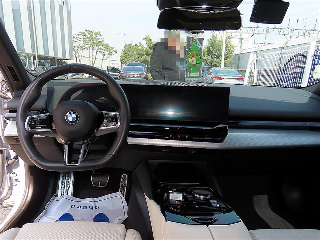 BMW 5 Series - Vista 7