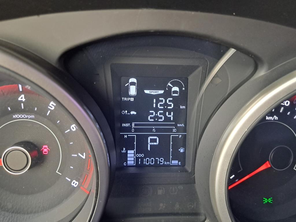 Ssangyong Tivoli - Vista 6