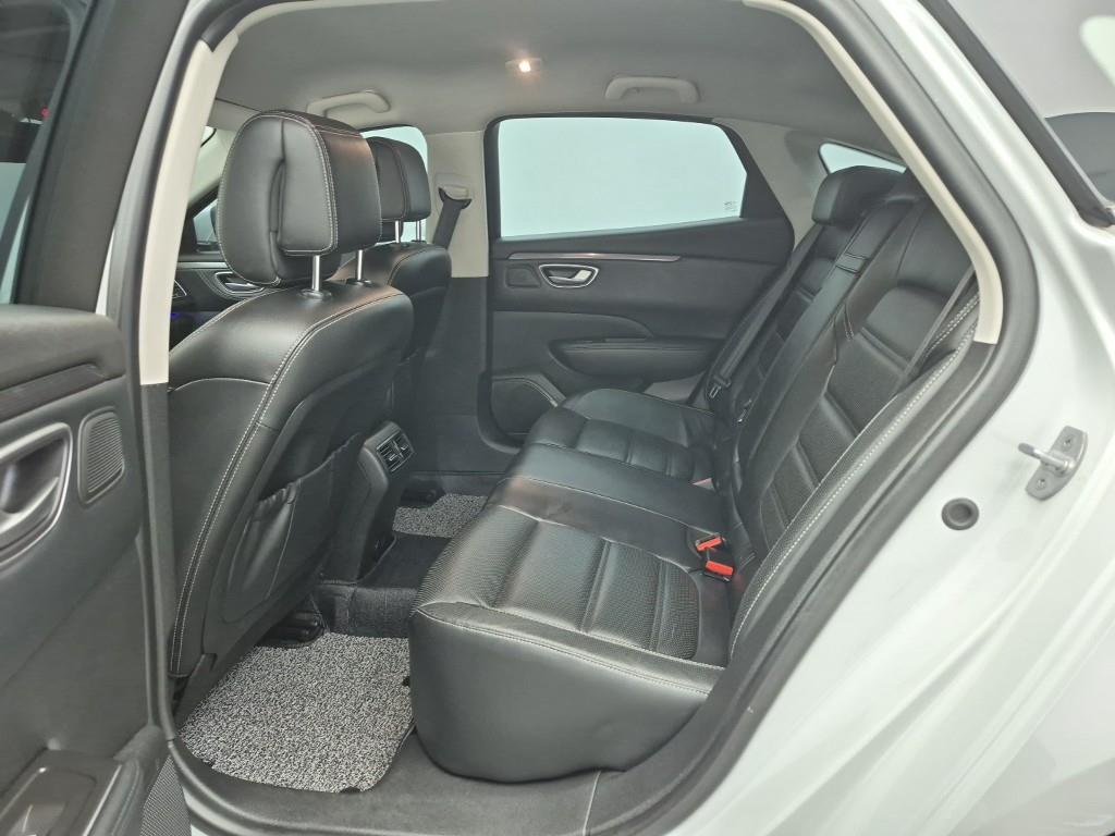 SAMSUNG SM6 - Vista 12