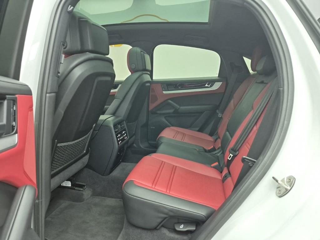 Porsche Cayenne - Vista 12
