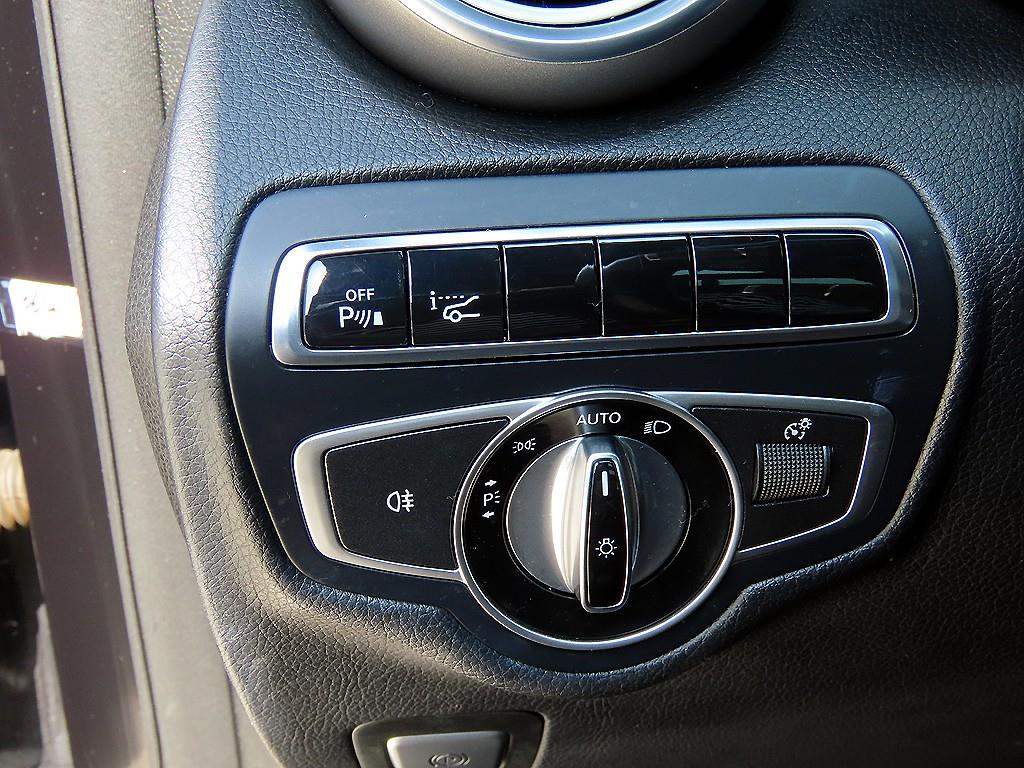 Mercedes Benz GLC Class - Vista 12