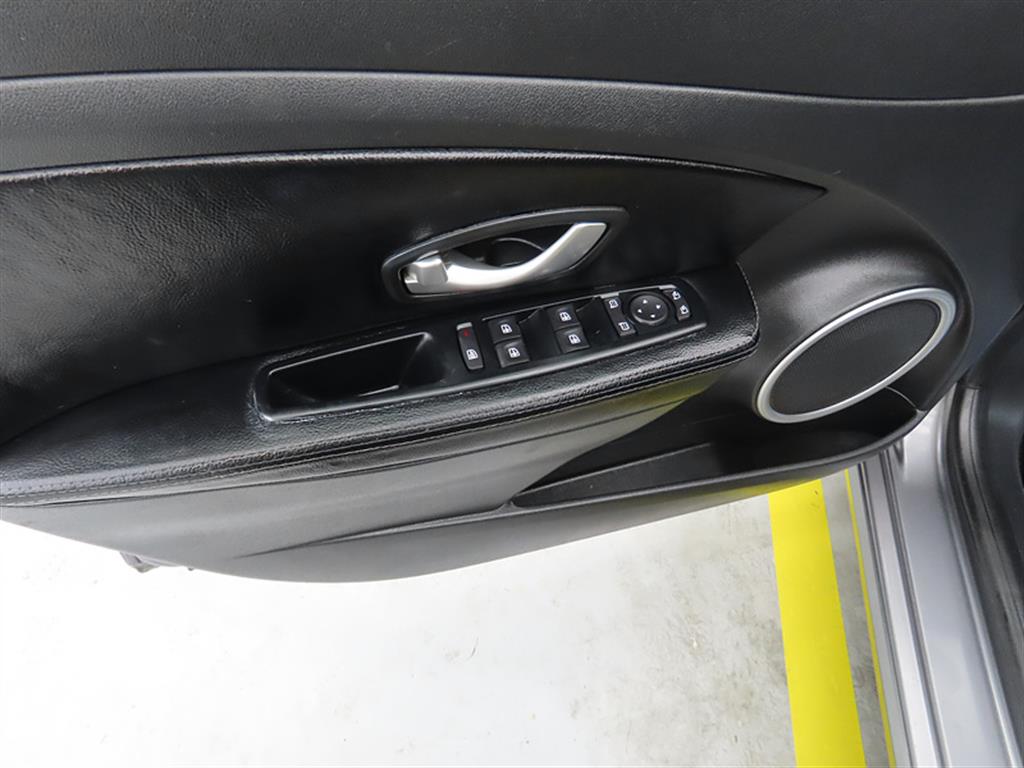 SAMSUNG SM3 - Vista 11