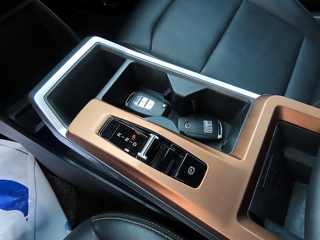 Ssangyong Torres - Vista 10