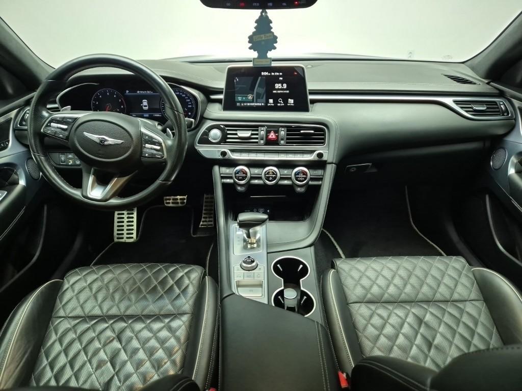 Genesis G70 - Vista 7