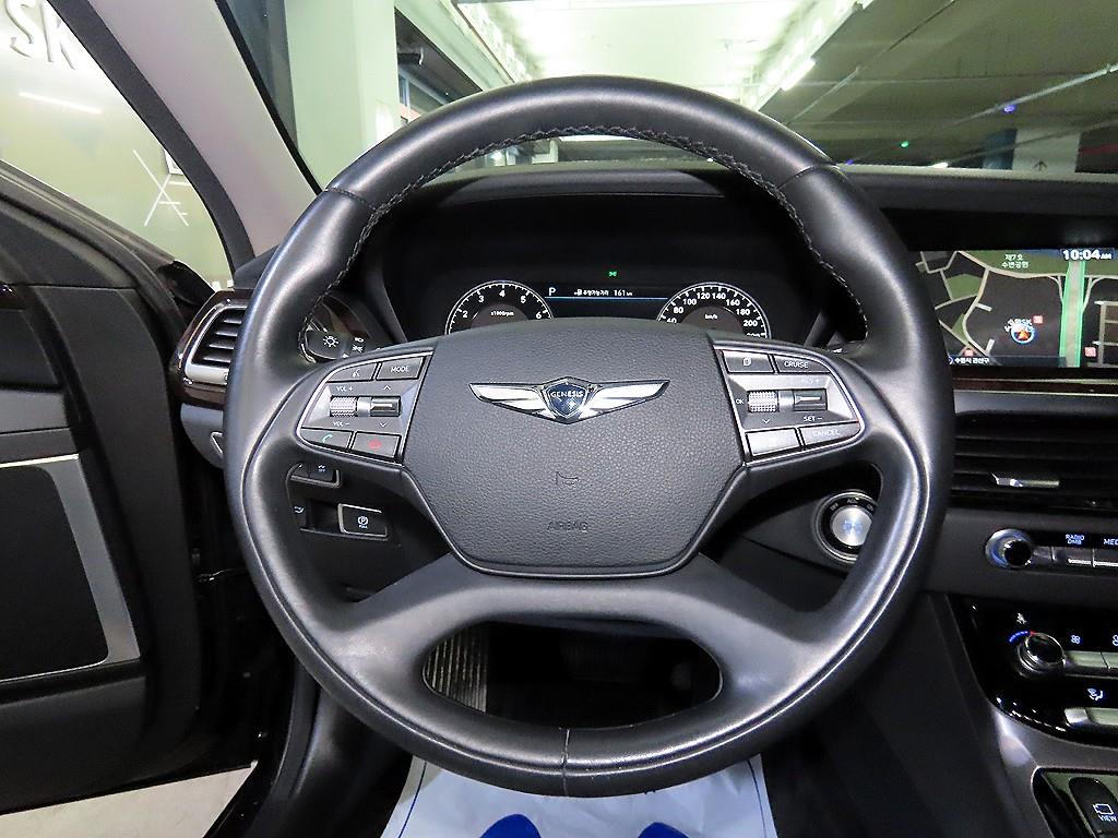 Genesis EQ900 - Vista 8