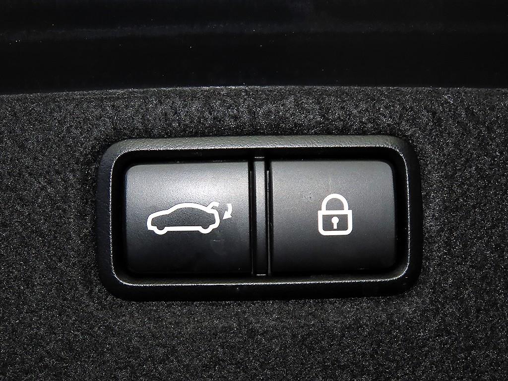 Genesis G80 2018 Negro - Importación desde Corea - HF Imports Iquique - Foto 16