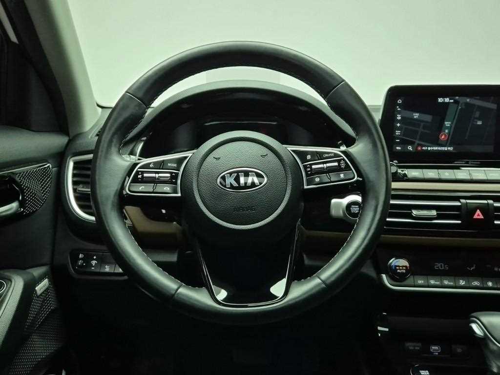 KIA Seltos - Vista 9