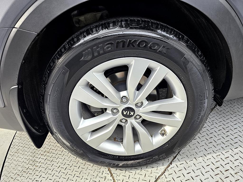 KIA Sorento 2016 Gris - Importación desde Corea - HF Imports Iquique - Foto 20