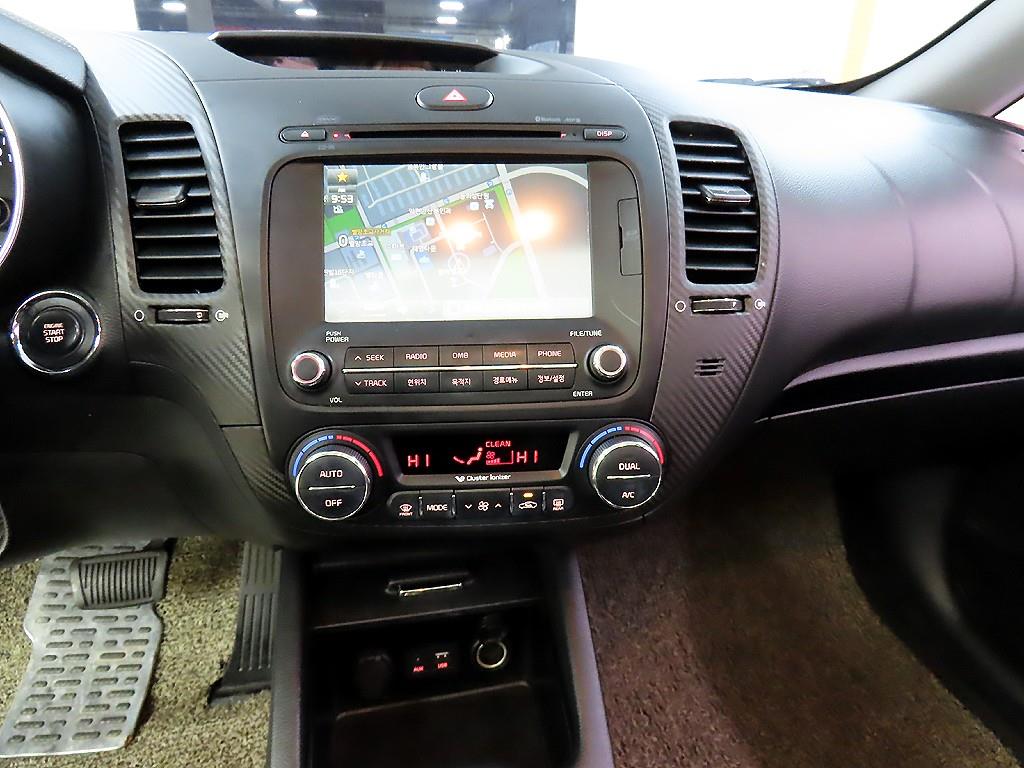 KIA K3 2015 Blanco - Importación desde Corea - HF Imports Iquique - Foto 14