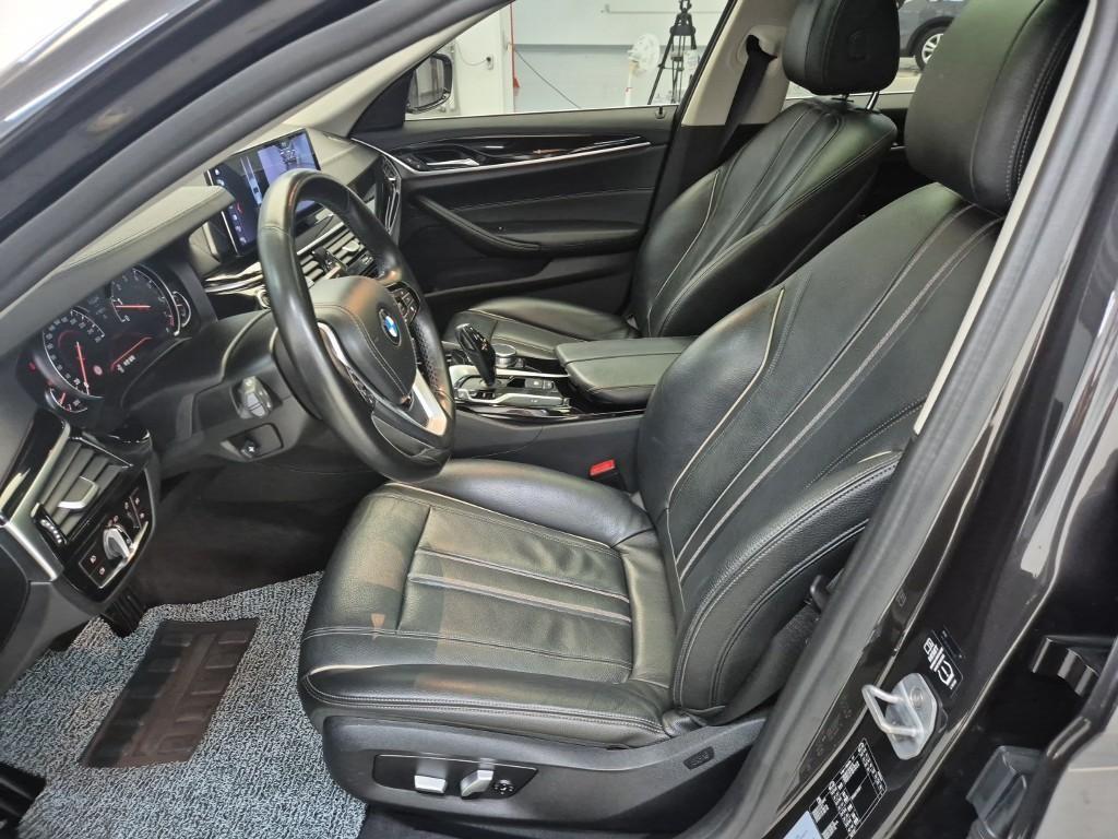 BMW 5 Series - Vista 11