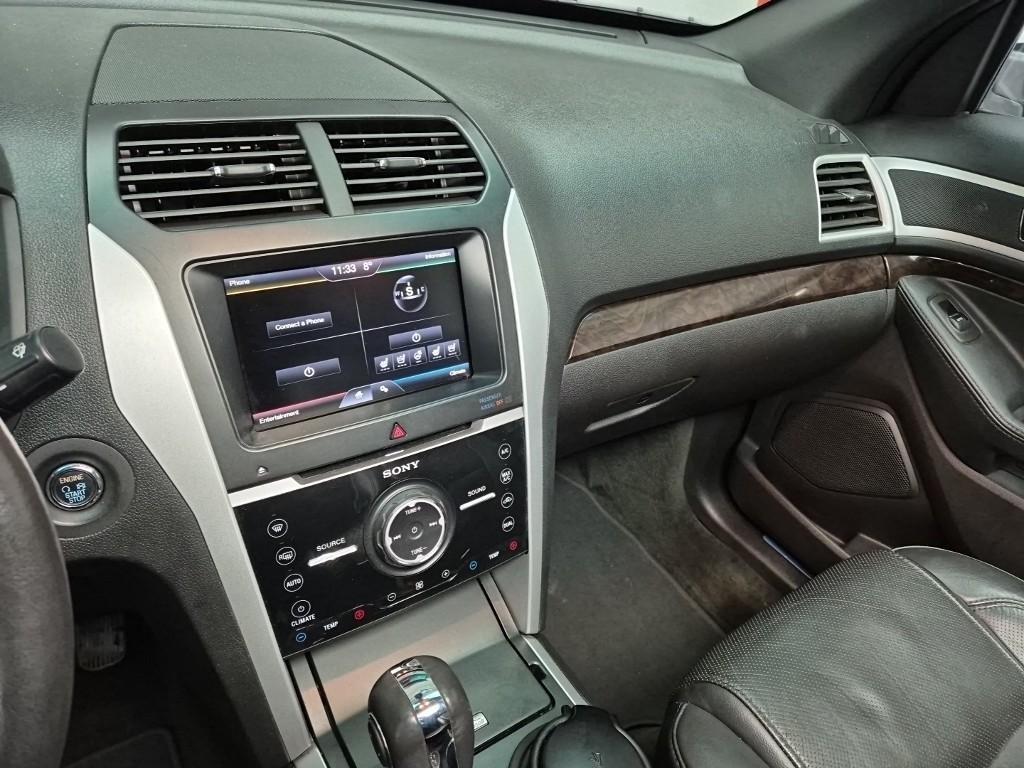 Ford Explorer - Vista 10