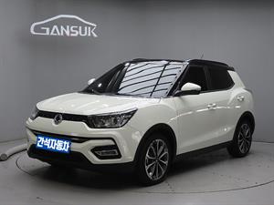 Ssangyong Tivoli - Vista 4