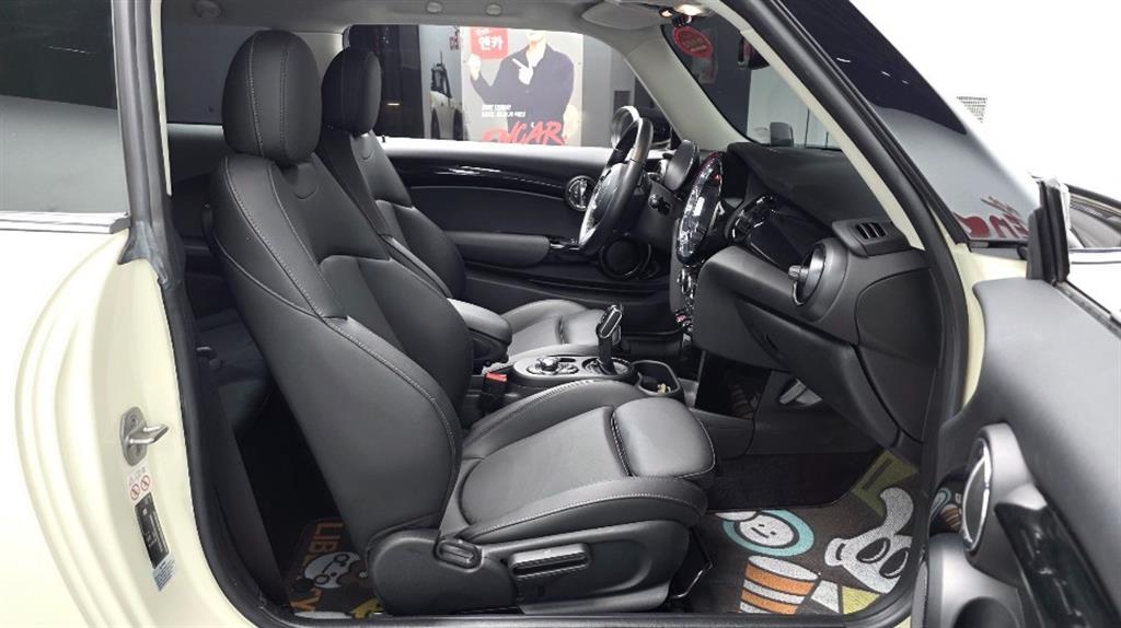 Mini Cooper - Vista 10